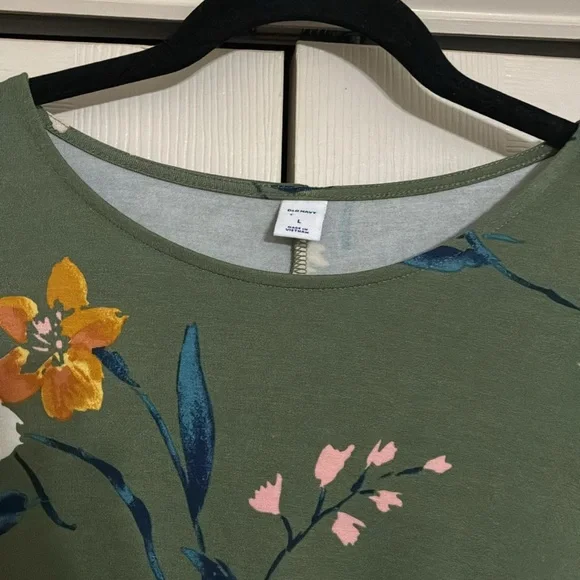 Old Navy - FLORAL SHIFT, RAYON DRESS - Picture 2 of 9